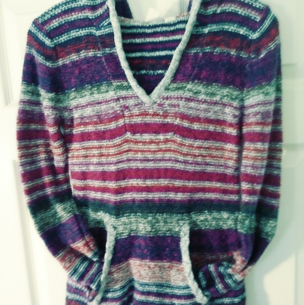 ROXY SPORTS WOMEN HOODIE SWEATER🌹SIZE SMALL,NICE GIFT. 🎁 - Picture 1 of 4